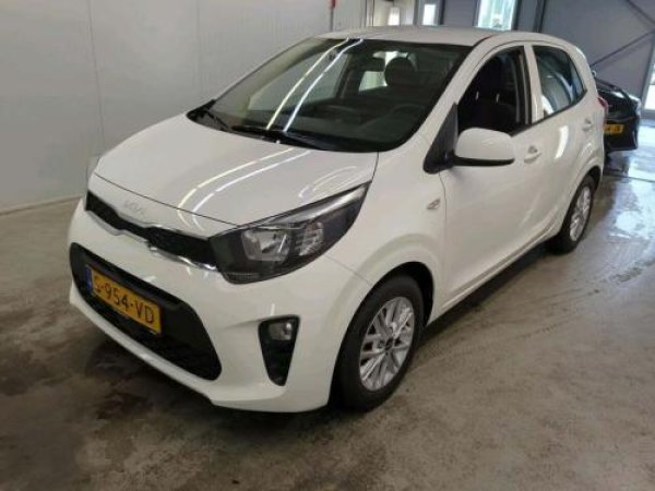 Kia Picanto 1.0 DPI DynamicLine 2023 - voorkant