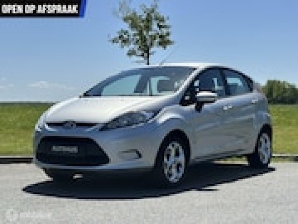 Ford Fiesta 1.25 Ghia 2011 - voorkant