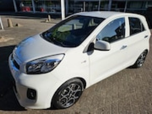 Kia Picanto 1.0 CVVT DynamicLine 2016 - voorkant