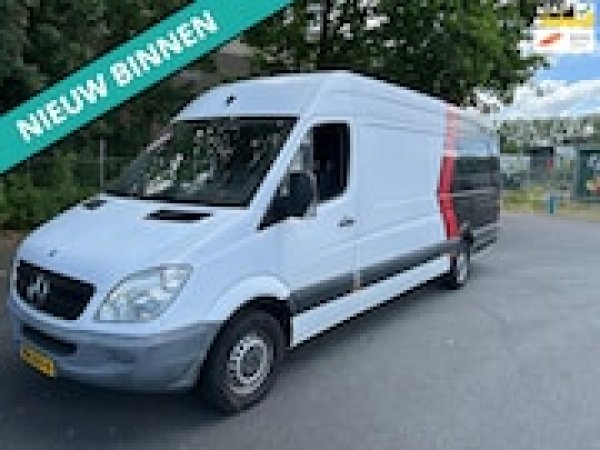 Mercedes-Benz Sprinter 313 2.2 CDI 432L EHD 2012 - voorkant