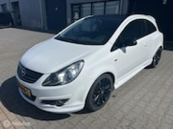 Opel Corsa 1.4-16V Edition 2008 - voorkant