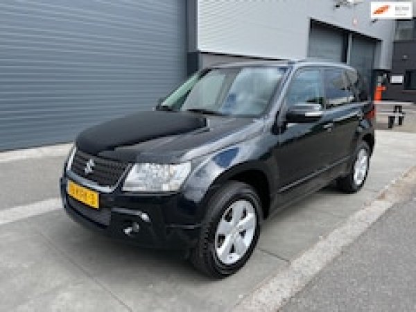 Suzuki Grand Vitara 2.4 Exclusive 2009 - voorkant