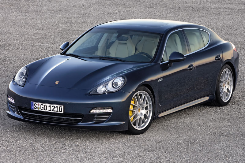 Porsche Panamera 4.8 S 2010 - voorkant