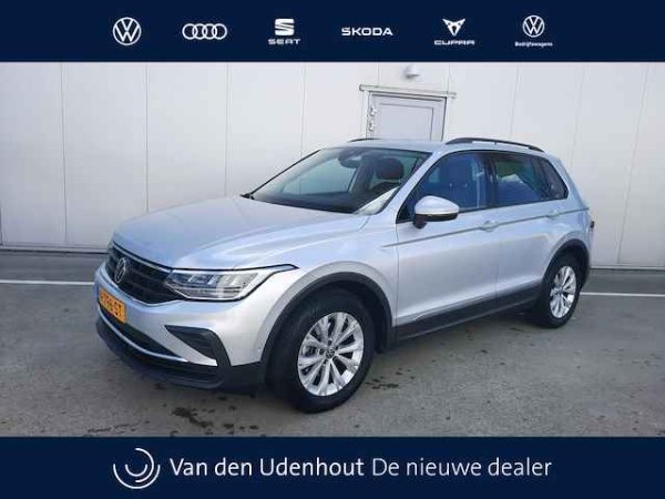 Volkswagen Tiguan 1.5 TSI Life 2022 - voorkant