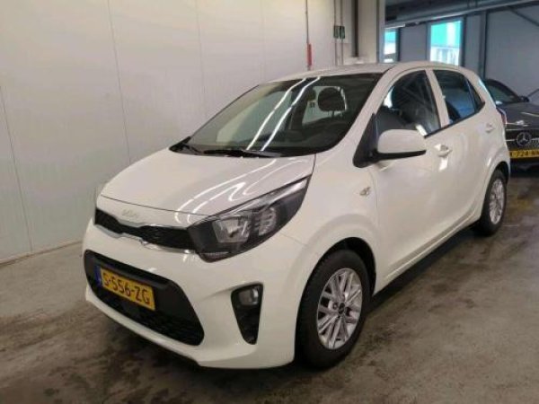 Kia Picanto 1.0 DPi DynamicLine 2023 - voorkant