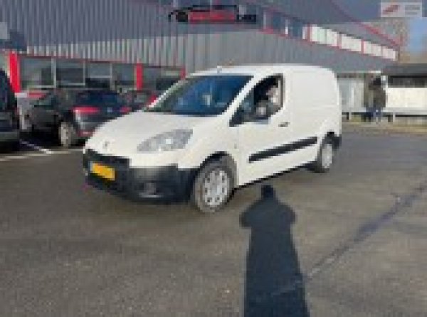 Foto van Peugeot Partner