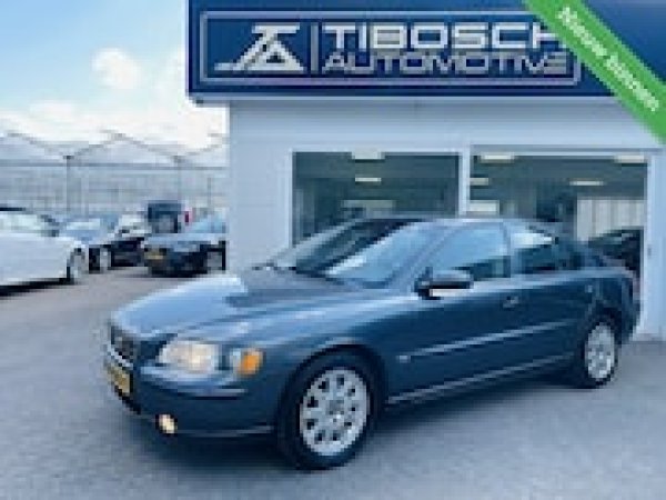 Volvo S60 2.4 Momentum 2005 - voorkant