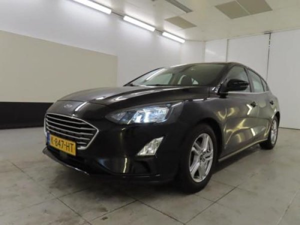 Ford Focus 1.0 EcoBoost Hybrid Trend Edition Business 2021 - voorkant