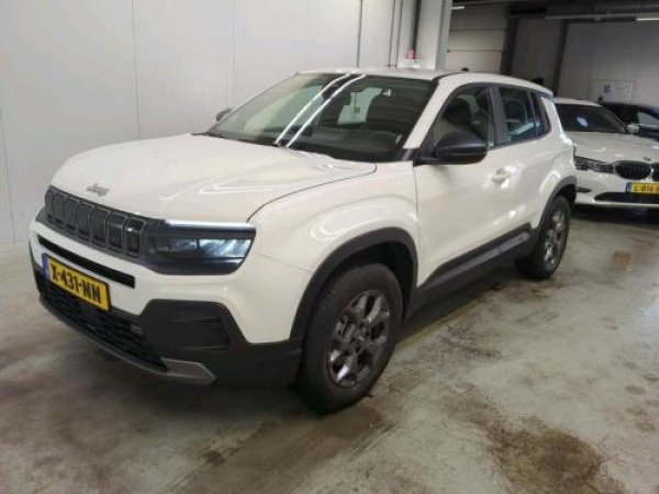 Jeep Avenger Longitude 2024 - voorkant