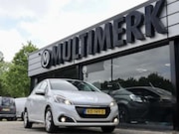 Peugeot 208 1.2 PureTech Blue Lion 2016 - voorkant