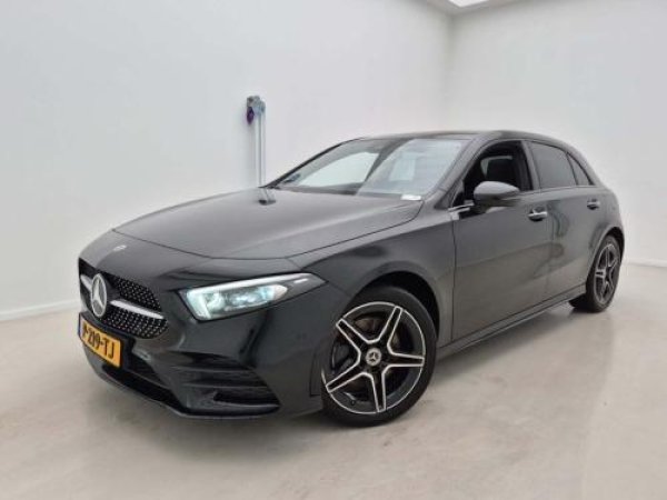 Mercedes-Benz A-klasse 250 e Business Solution AMG Limited 2022 - voorkant