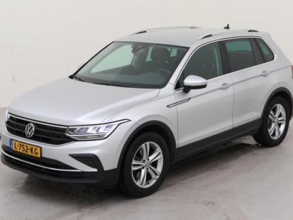 Volkswagen Tiguan 1.5 TSI Life Business 2021 - voorkant