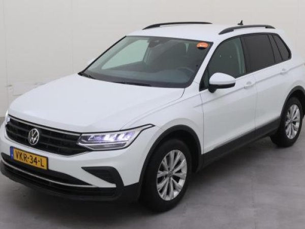 Volkswagen Tiguan 2.0 TDI DSG LIFE EXECUTIVE+ VAN 2021 - voorkant