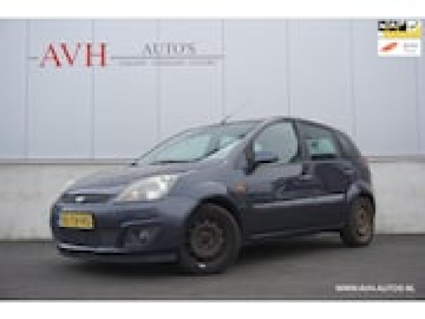 Ford Fiesta 1.4-16V Futura 2006 - voorkant