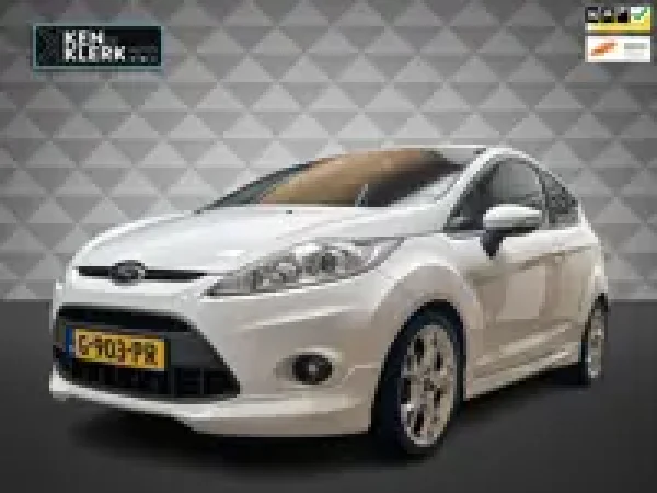 Ford Fiesta 1.6 Ghia 2010 - voorkant