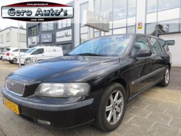 Volvo V70 2.4 Comfort Line 2000 - voorkant