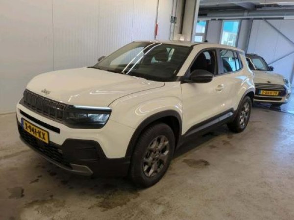 Jeep Avenger Longitude 2023 - voorkant