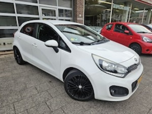 Kia Rio 1.2 CVVT Super Pack 2012 - voorkant