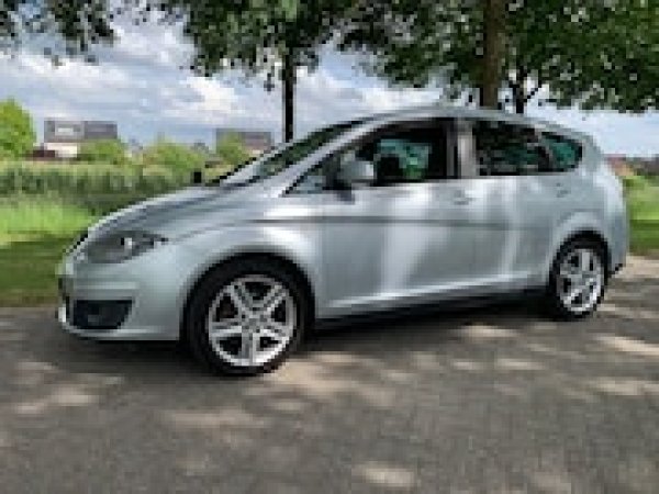 Seat Altea XL 1.4 TSI Style 2010 - voorkant