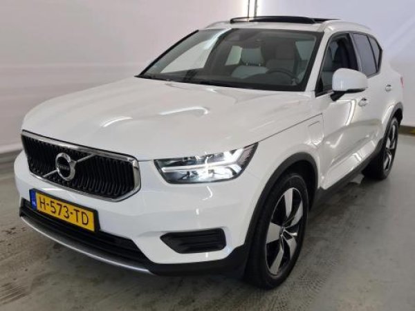 Volvo XC40 1.5 T5 Twin Engine Inscription 2020 - voorkant