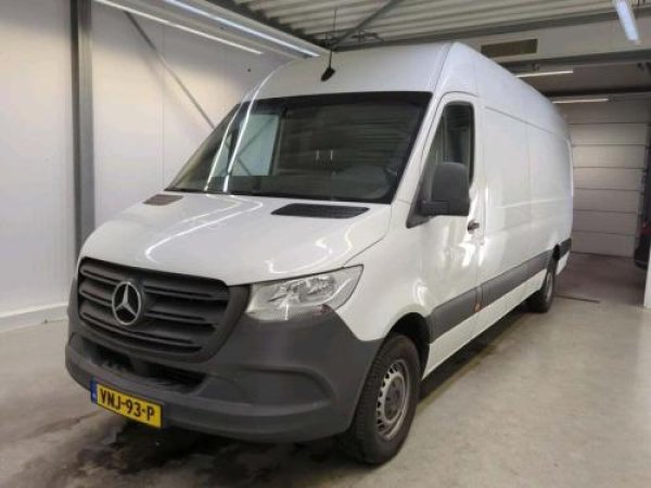 Mercedes-Benz Sprinter 314 2.2 CDI L3H3 DC EURO VI-D 2021 - voorkant