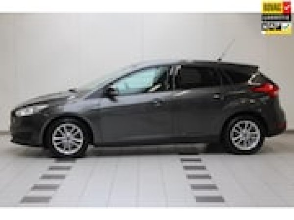 Ford Focus 1.0 Titanium Edition 2015 - voorkant