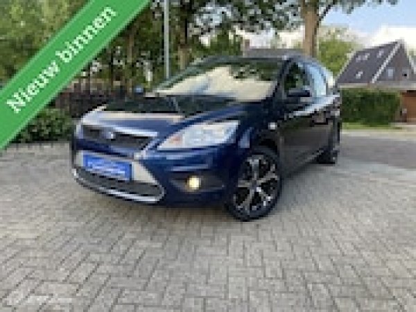 Ford Focus 1.6 Titanium 2010 - voorkant