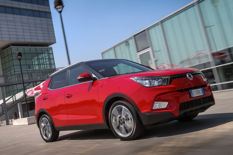 Ssangyong Tivoli 1.6 Quartz 2015 - voorkant