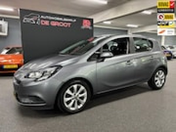 Opel Corsa 1.4 Favourite 2019 - voorkant