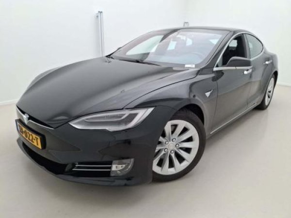 Tesla Model S 75D Base 2018 - voorkant