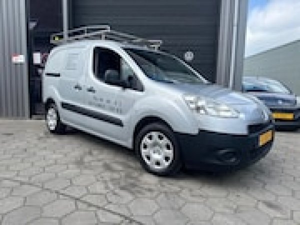 Foto van Peugeot Partner