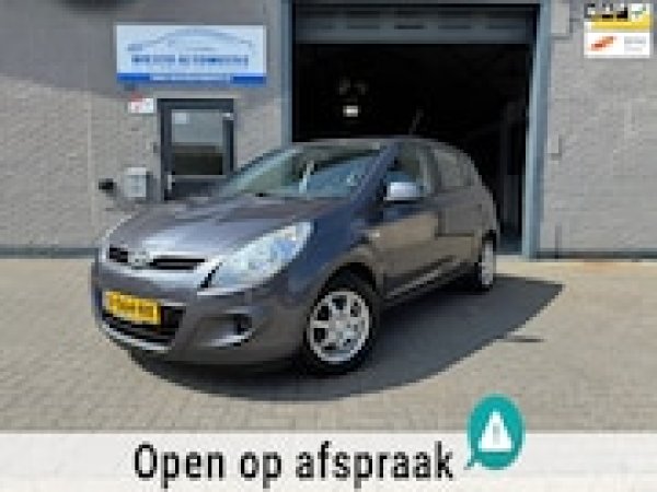 Hyundai I20 1.2i i-Drive 2011 - voorkant