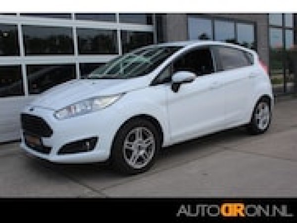 Ford Fiesta 1.0 EcoBoost Titanium 2014 - voorkant