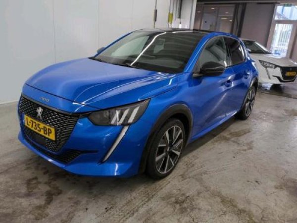 Peugeot 208 1.2 PureTech GT 2021 - voorkant