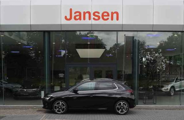 Opel Corsa 1.2 Ultimate 2022 - voorkant