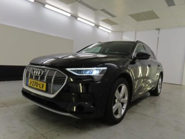 Audi E-tron 50 quattro Business edition Plus 2020 - voorkant