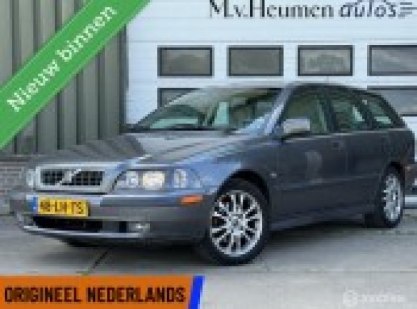 Volvo V40 1.8 Europa Elegance 2003 - voorkant