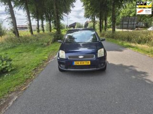 Ford Fusion 1.6-16V Futura 2005 - voorkant
