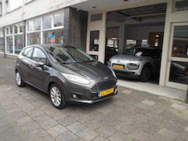 Ford Fiesta 1.0 EcoBoost Titanium 2015 - voorkant