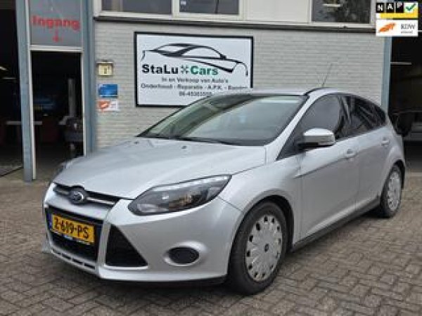 Ford Focus 1.6 TDCI Ambiente 2011 - voorkant
