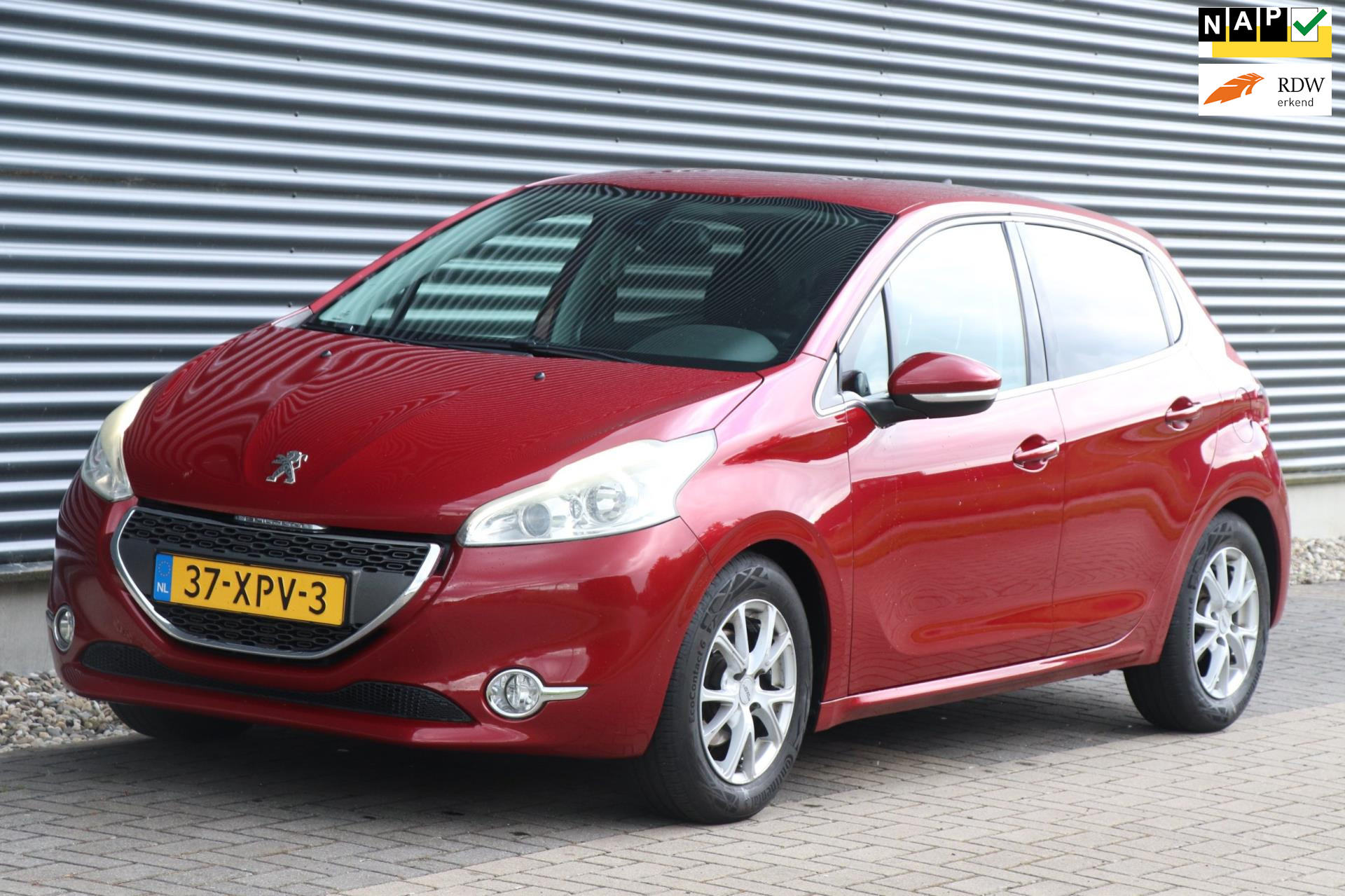 Peugeot 208 1.4 VTi Allure - LED / CARPLAY / PDC / VOL! 2012 - voorkant