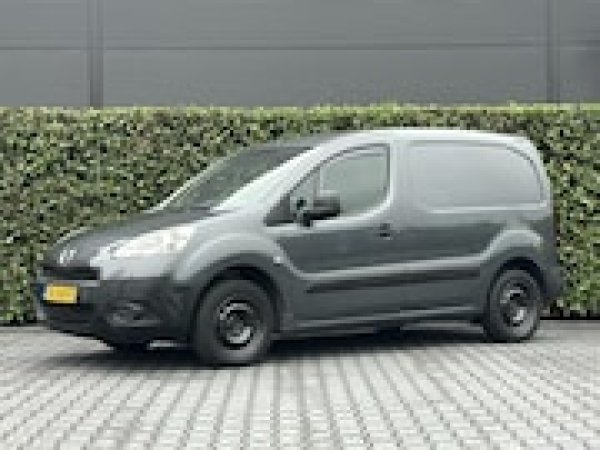 Foto van Peugeot Partner