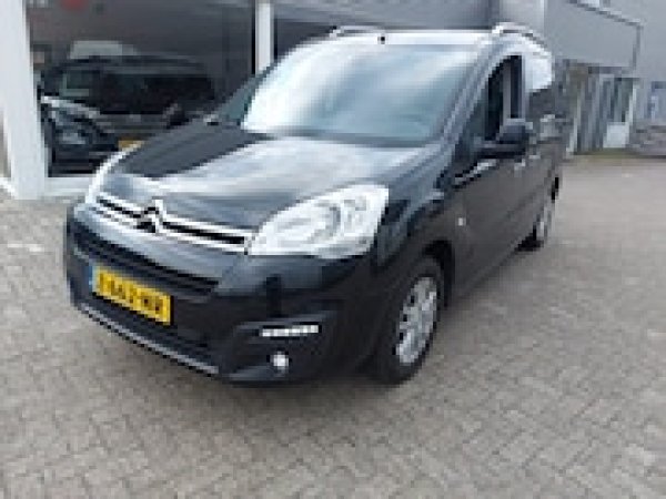 Citroen Berlingo 1.2 PureTech XTR 2017 - voorkant
