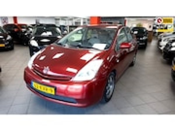 Toyota Prius 1.5 VVT-i 2004 - voorkant