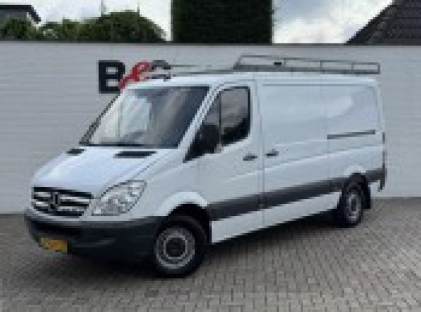 Mercedes-Benz Sprinter 213 2.2 CDI 366 DC 2011 - voorkant
