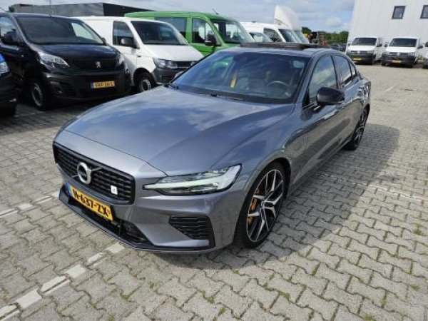 Volvo S60 2.0 T8 AWD Twin Engine Polestar Engineered 2020 - voorkant