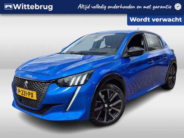 Peugeot 208 1.2 PureTech GT Pack 2022 - voorkant