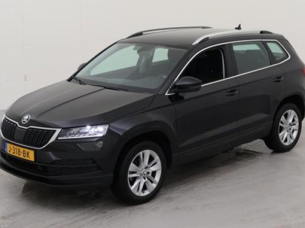 Skoda Karoq 1.5 TSI ACT Business Edition 2020 - voorkant