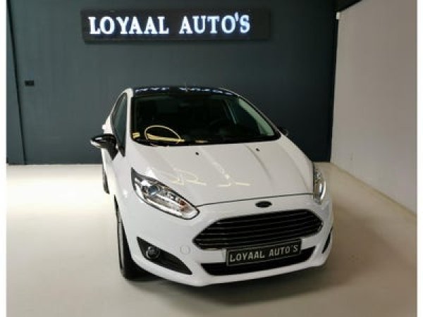 Ford Fiesta 1.0 White Edition 2015 - voorkant