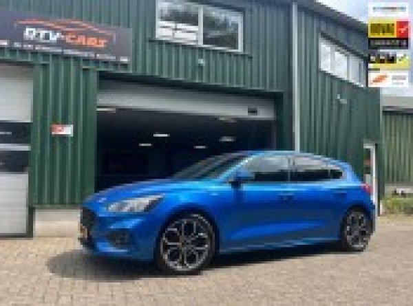 Ford Focus 1.0 EcoBoost Hybrid Titanium Style 2022 - voorkant